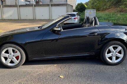 Mercedes-Benz SLK 200 110.413 km 10.100 &euro; Duisburg 47059