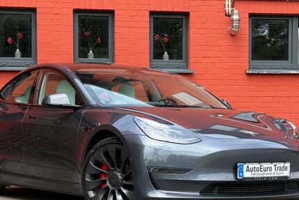 Tesla Model 3 17.780 km 39.990 &euro; Neuss 41472