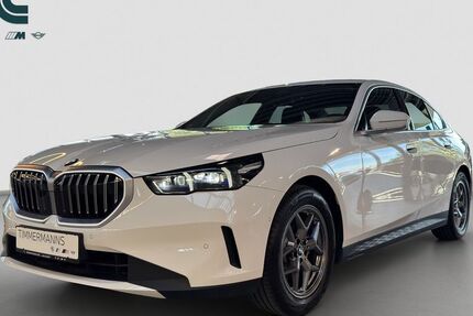 BMW 520 3.799 km 49.530 &euro; Düsseldorf 40549