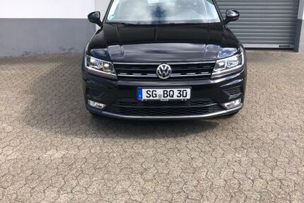 VW Tiguan 98.500 km 18.950 &euro; Solingen 42657