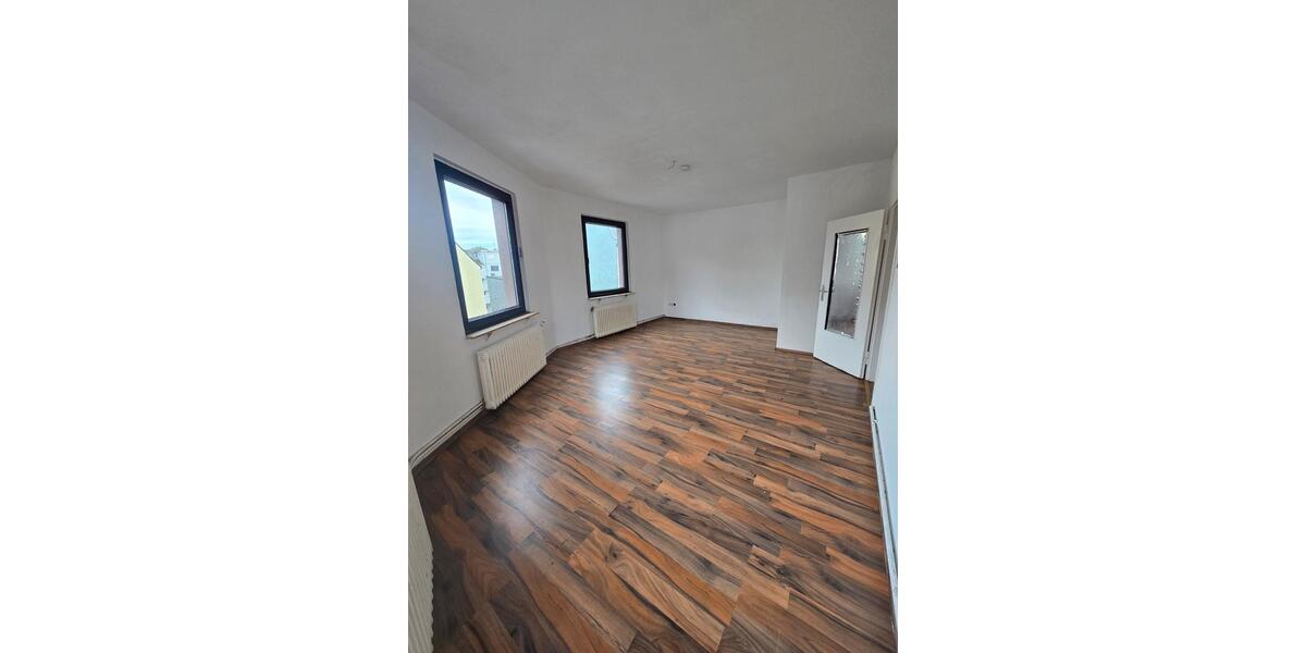 Etagenwohnung Duisburg Laar - 3.5 Zimmer, 82 m&sup2;, 600&euro; | Angebot:27540809