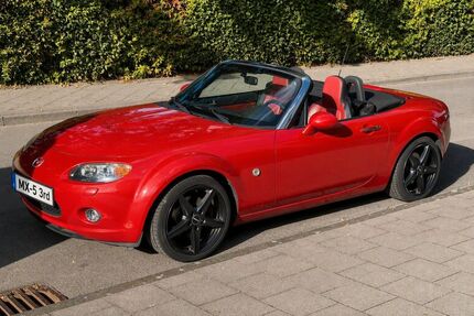 Mazda MX-5 150.000 km 9.600 &euro; Düsseldorf 40625