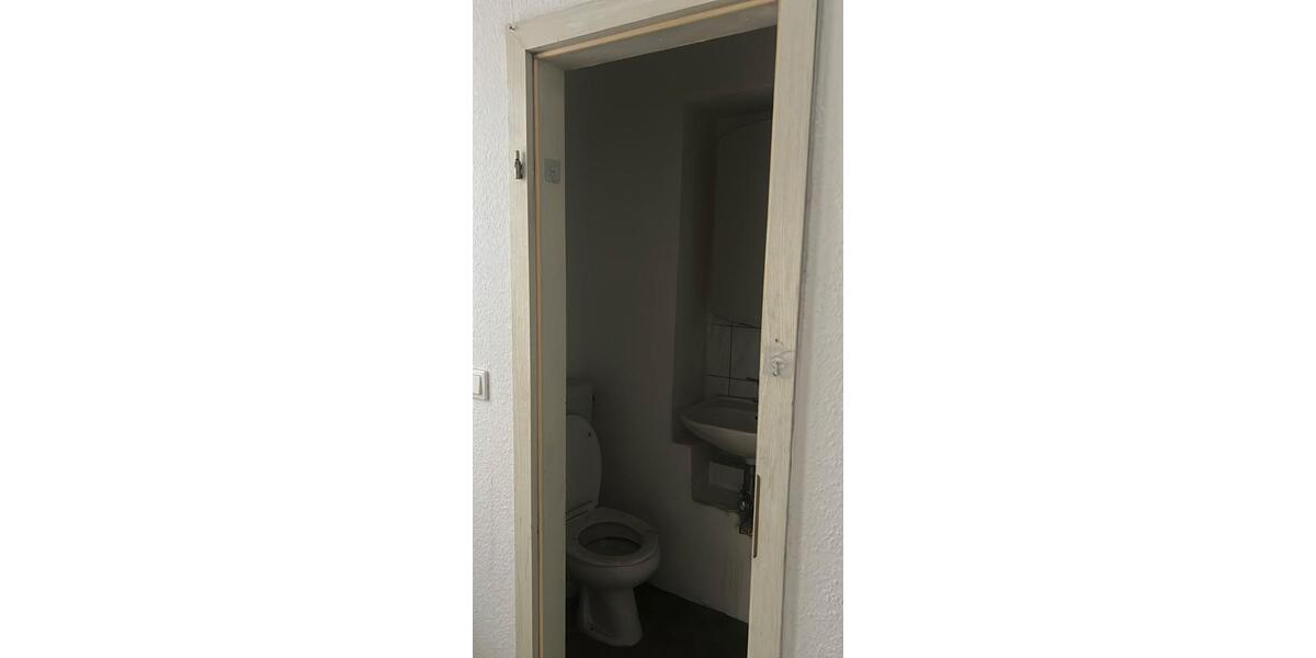 Erdgeschoßwohnung Grevenbroich Neuenhausen - 1 Zimmer, 35 m&sup2;, 450&euro; | Angebot:27543142