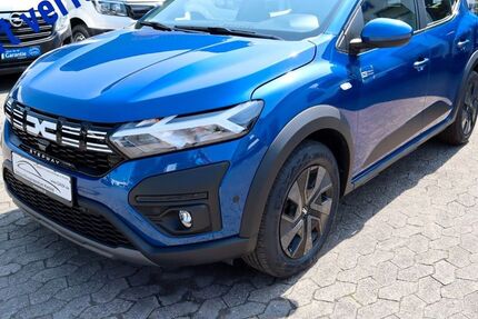 Dacia Sandero 2.000 km 16.450 &euro; Krefeld 47799