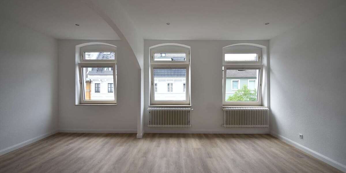 Etagenwohnung Düsseldorf Unterbilk - 2 Zimmer, 98 m&sup2;, 1.695&euro; | Angebot:24762410