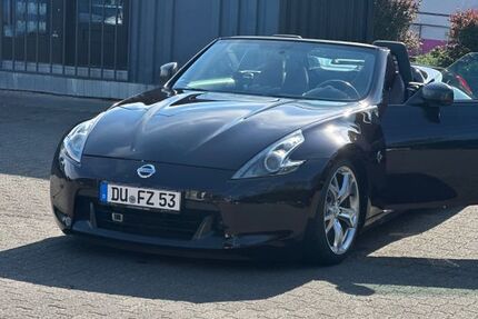 Nissan 370Z 77.000 km 20.499 &euro; Duisburg 47198