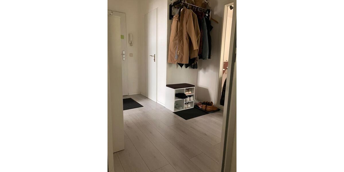 Dachgeschoßwohnung Kaarst - 2 Zimmer, 64 m&sup2;, 700&euro; | Angebot:27567601