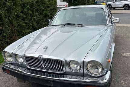 Jaguar XJ6 137.859 km 23.990 &euro; Düsseldorf Niederkassel 40547