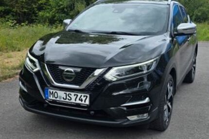 Nissan Qashqai 102.250 km 15.200 &euro; Moers 47445