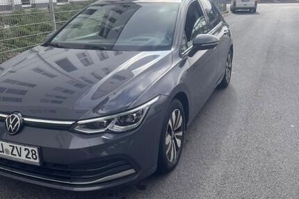 VW Golf 57.177 km 23.900 &euro; Duisburg 47138