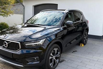 Volvo XC40 142.000 km 20.500 &euro; Mülheim an der Ruhr 45470