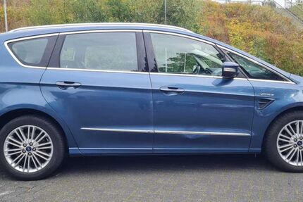 Ford S-Max 113.000 km 16.000 &euro; Ratingen 40878