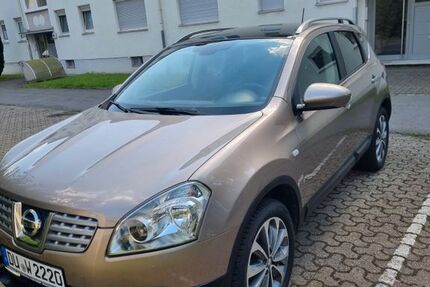 Nissan Qashqai 146.000 km 4.600 &euro; Duisburg 47259