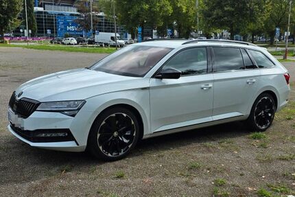 Skoda Superb 59.000 km 24.900 &euro; Duisburg 47259