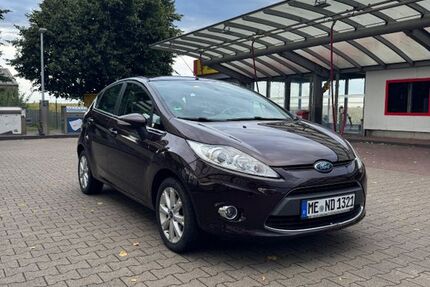 Ford Fiesta 98.000 km 3.699 &euro; Langenfeld 40764