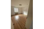 Etagenwohnung Krefeld - 2 Zimmer, 69 m&sup2;, 510&euro; | Angebot:27542628
