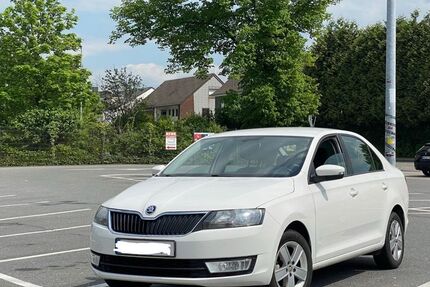 Skoda Rapid 245.000 km 5.000 &euro; Leichlingen 42799