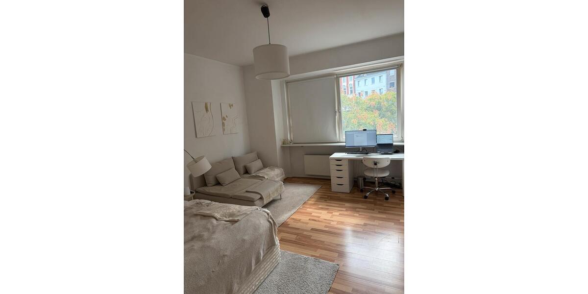 Etagenwohnung Düsseldorf Pempelfort - 1 Zimmer, 45 m&sup2;, 830&euro; | Angebot:27539714