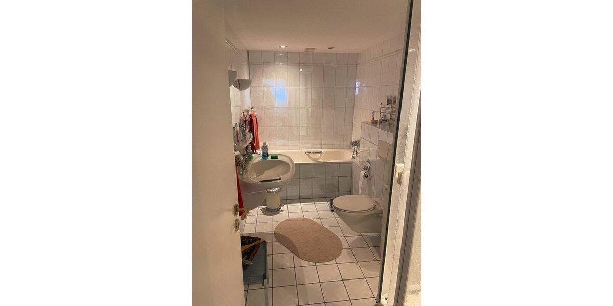 Erdgeschoßwohnung Mönchengladbach Nord - 3 Zimmer, 130 m&sup2;, 385.000&euro; | Angebot:27536161