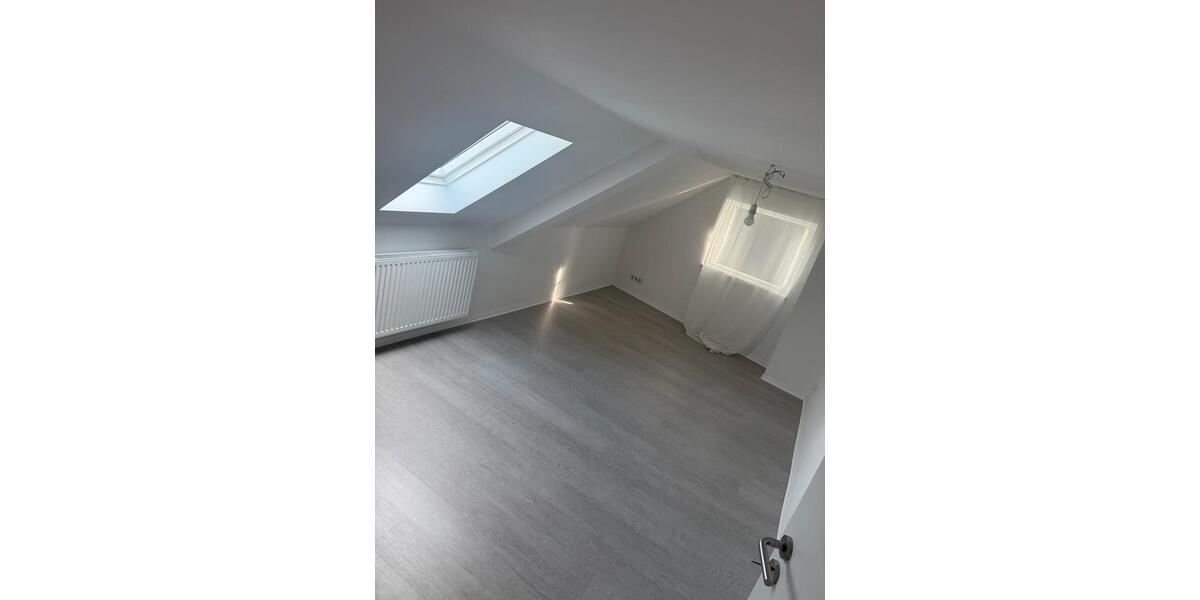 Dachgeschoßwohnung Kempen - 2 Zimmer, 68 m&sup2;, 800&euro; | Angebot:27567649