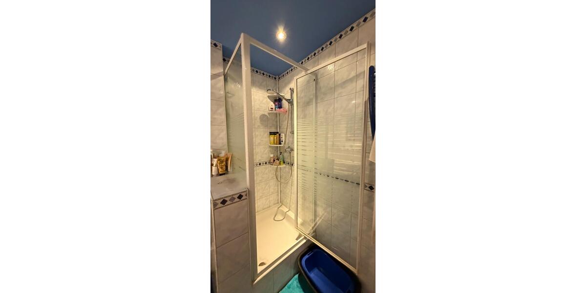 Erdgeschoßwohnung Düsseldorf Stadtbezirk 9 - 3 Zimmer, 98 m&sup2;, 1.700&euro; | Angebot:27551938