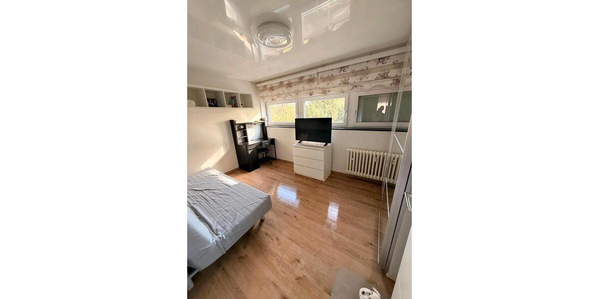 Etagenwohnung Düsseldorf Stadtbezirk 9 - 4 Zimmer, 99 m&sup2;, 385.000&euro; | Angebot:27458661