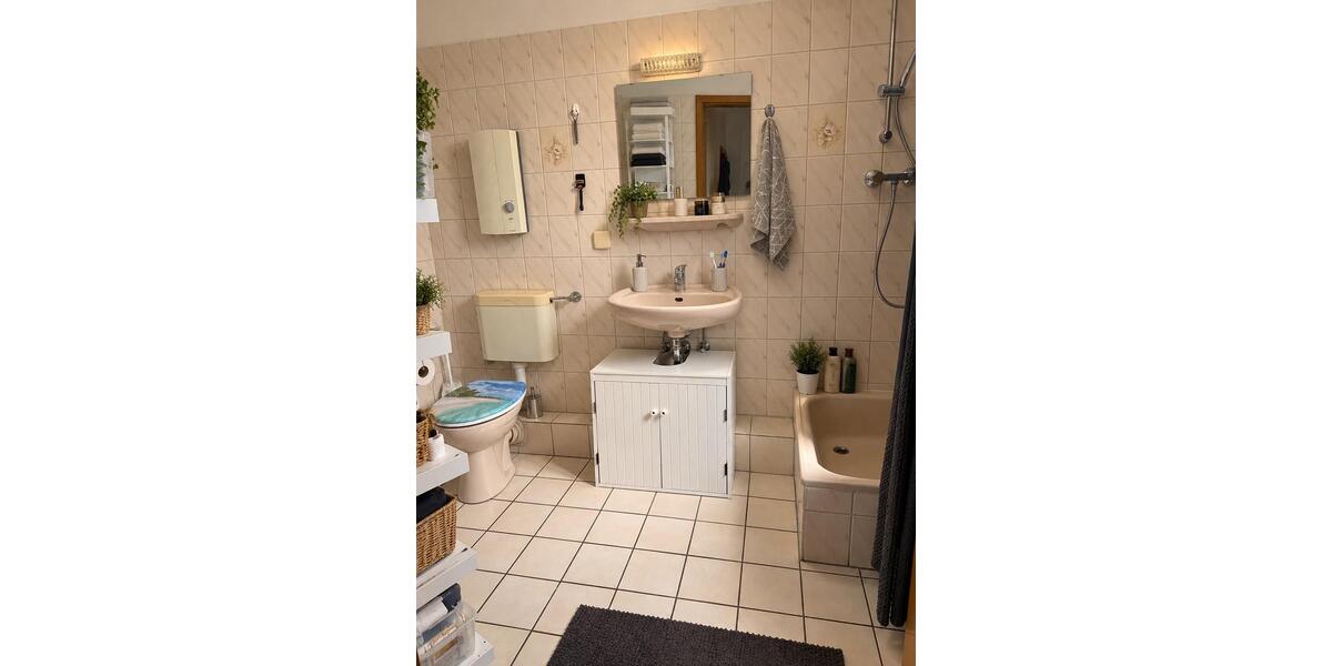 Terrassenwohnung Düsseldorf Heerdt - 1 Zimmer, 65 m&sup2;, 830&euro; | Angebot:27539473