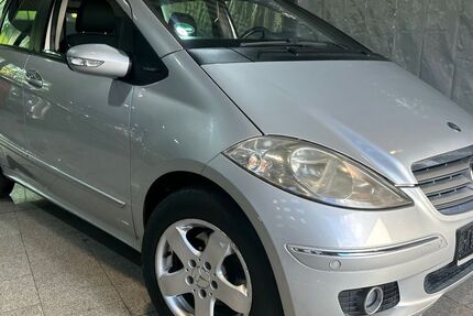 Mercedes-Benz A 150 230.000 km 2.490 &euro; Duisburg 47059