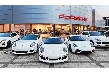 Porsche Taycan 14.900 km 146.900 &euro; Düsseldorf 40468