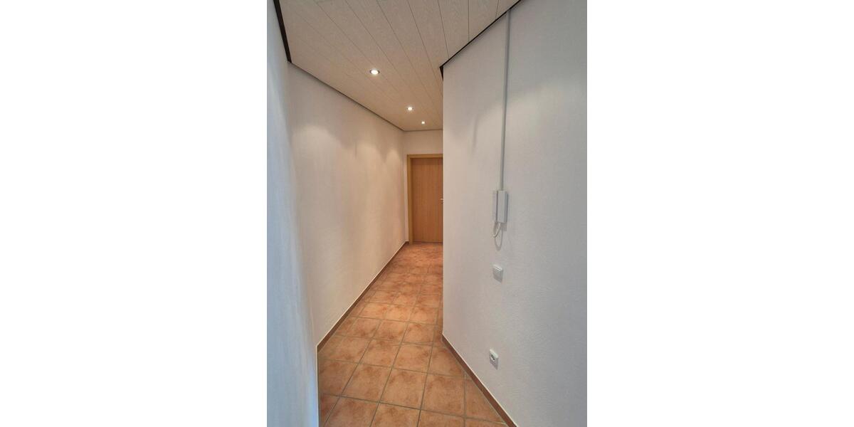 Etagenwohnung Wegberg - 4 Zimmer, 165 m&sup2;, 1.350&euro; | Angebot:27532813