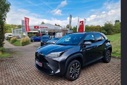 Toyota Yaris 7.098 km 25.999 &euro; Ratingen 40882