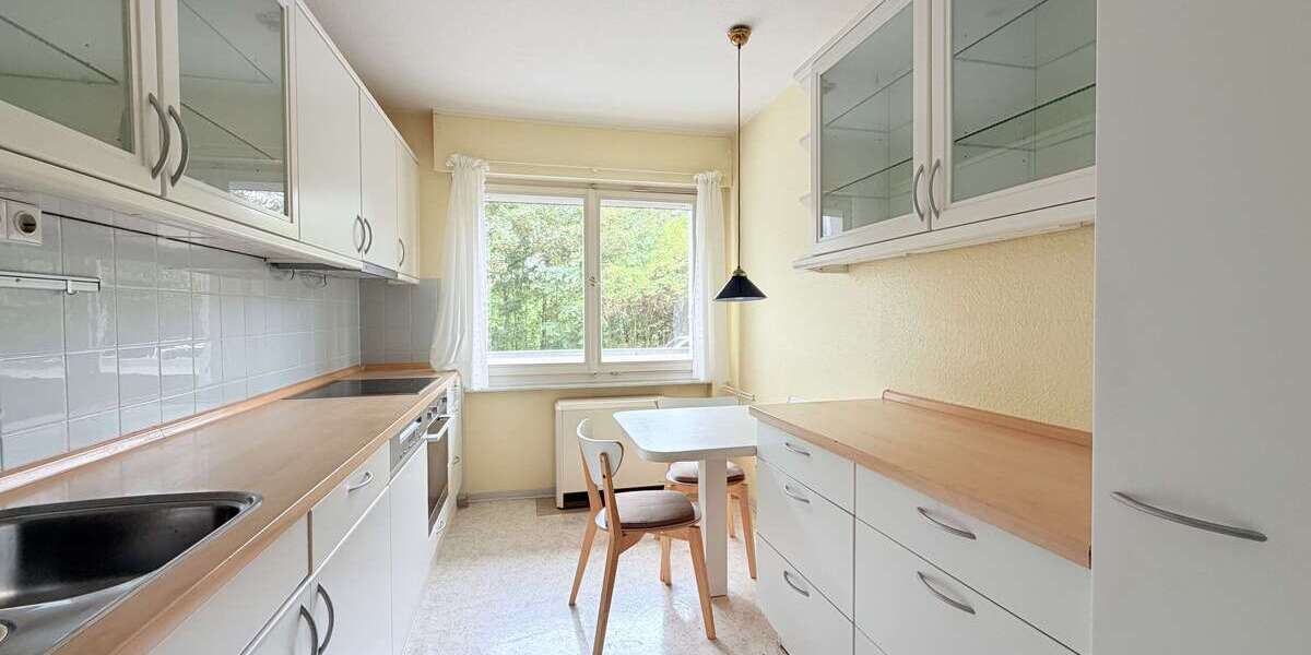 Etagenwohnung Ratingen Homberg Homberg - 4 Zimmer, 105 m&sup2;, 1.000&euro; | Angebot:27373747