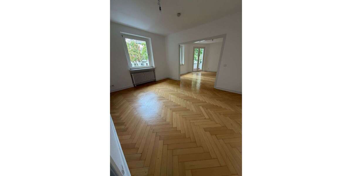 Etagenwohnung Düsseldorf Flingern Nord - 3.5 Zimmer, 125 m&sup2;, 1.695&euro; | Angebot:27493310