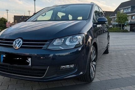 VW Sharan 114.057 km 23.600 &euro; Kaarst 41564