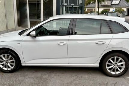 Skoda Scala 65.000 km 14.500 &euro; Solingen 42697