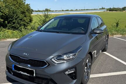 Kia ceed / Ceed 86.000 km 16.190 &euro; Grevenbroich 41516