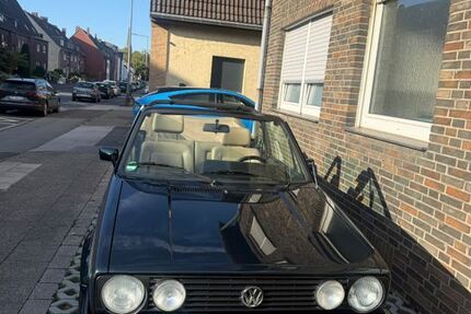 VW Golf 135.000 km 6.790 &euro; Düsseldorf 40625