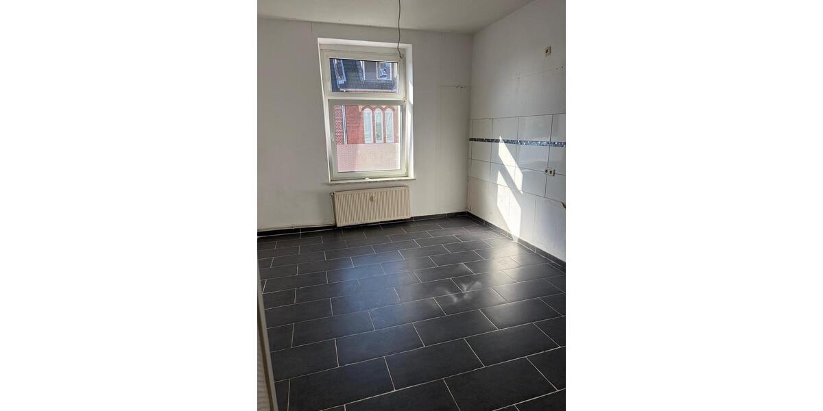 Etagenwohnung Duisburg Rheinhausen - 4 Zimmer, 85 m&sup2;, 1.100&euro; | Angebot:27564395