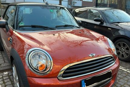 Mini One Cabrio 90.000 km 9.490 &euro; Duisburg 47119