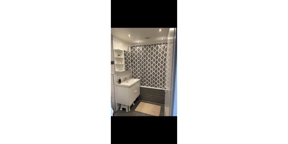 Etagenwohnung Mönchengladbach Nord - 3 Zimmer, 76 m&sup2;, 175.000&euro; | Angebot:27446912
