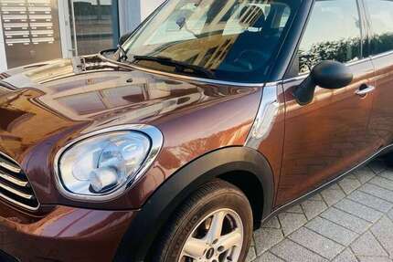 Mini Cooper Countryman 93.300 km 8.900 &euro; Düsseldorf, Stadt 40213