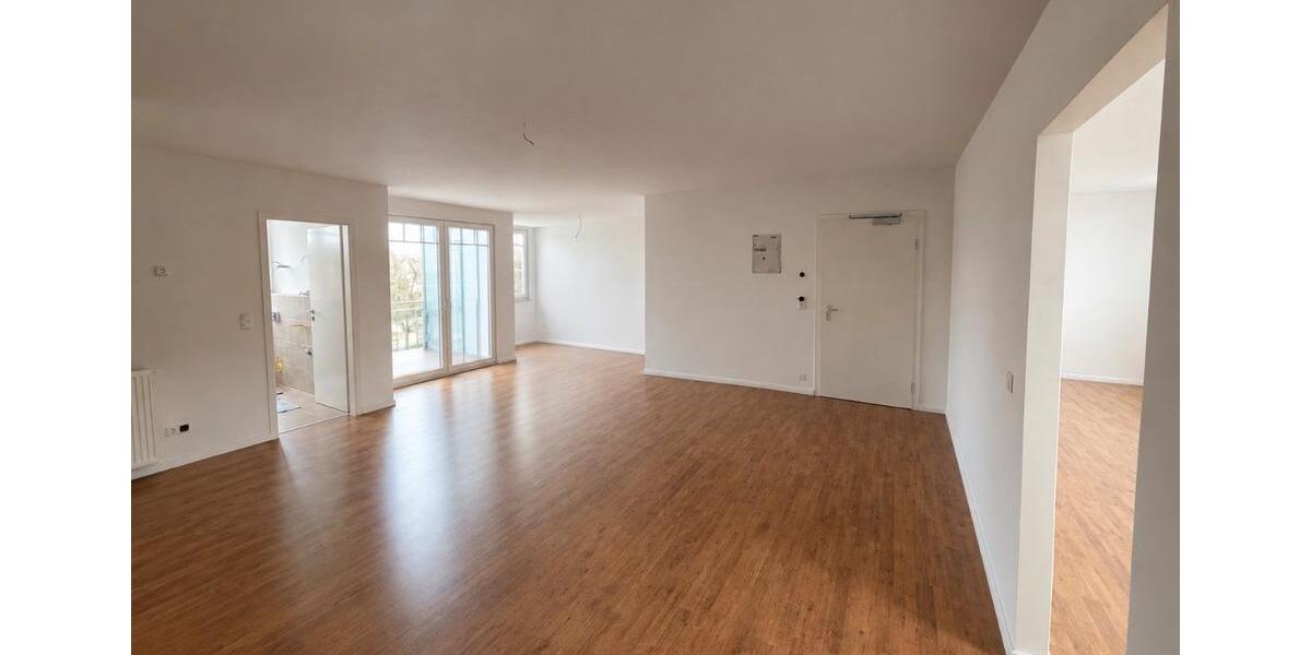 Dachgeschoßwohnung Neuss Augustinusviertel - 2 Zimmer, 80 m&sup2;, 998&euro; | Angebot:27537348