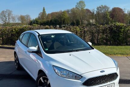 Ford Focus 110.000 km 7.200 &euro; Langenfeld 40764