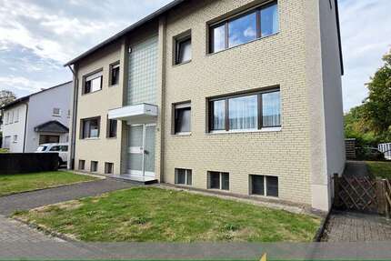 Haus Hilden - 10 Zimmer, 310 m&sup2;, 672.000&euro; | Angebot:27436817