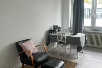 Wohnung Köln Rodenkirchen - 1.5 Zimmer, 27 m&sup2;, 690&euro; | Angebot:23744615