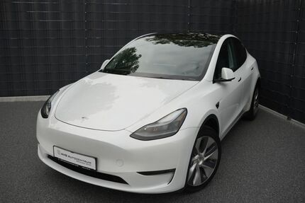 Tesla Model Y 57.619 km 34.490 &euro; Dormagen 41539