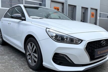 Hyundai i30 68.812 km 10.795 &euro; Willich 47877