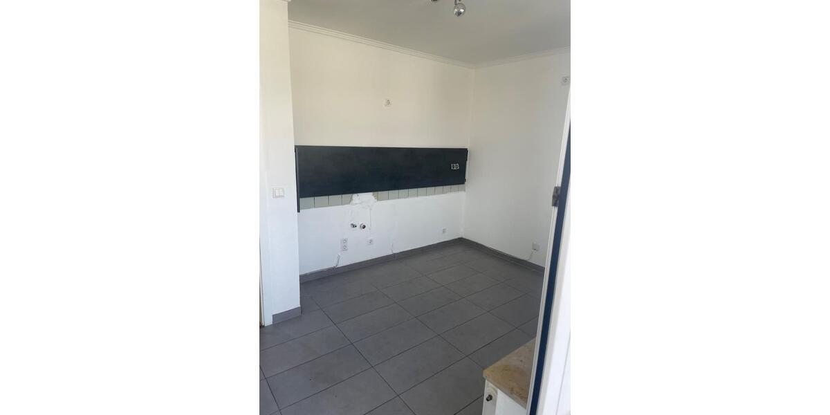 Etagenwohnung Krefeld - 2 Zimmer, 69 m&sup2;, 510&euro; | Angebot:27542628