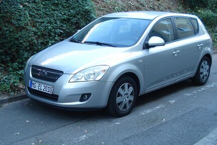 Kia ceed / Ceed 89.540 km 3.150 &euro; Mönchengladbach 41063
