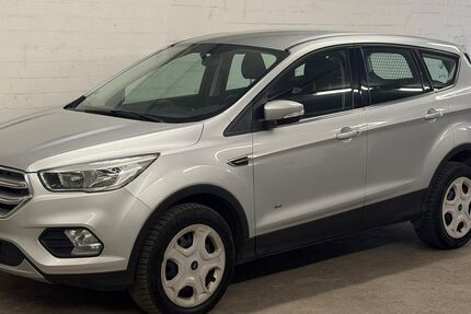 Ford Kuga 138.821 km 10.400 &euro; Düsseldorf 40468